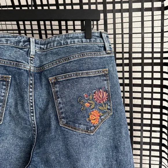 Free people Driftwood Charlee Cuffed Jeans Oshibana - Picture 5 of 9